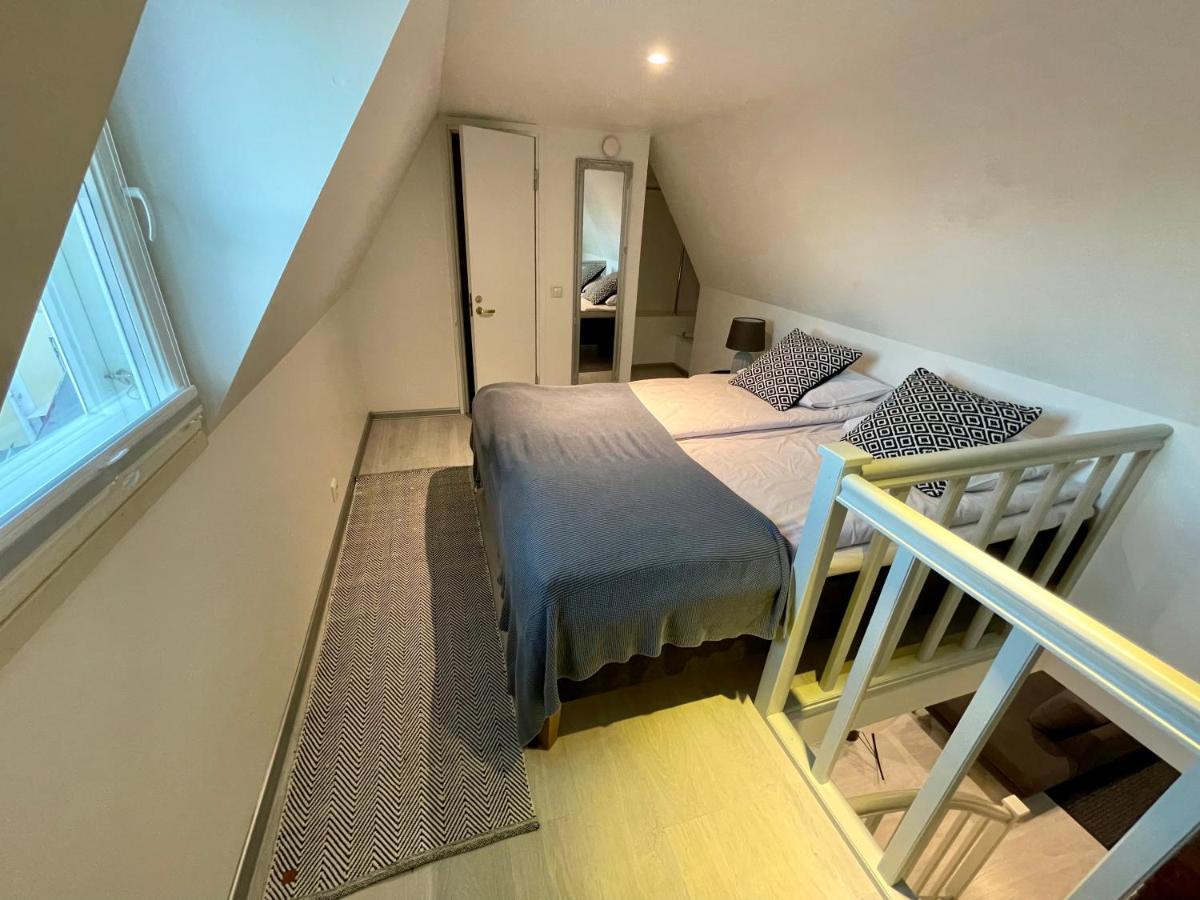 Luxury Penthouse With Terrace & Sauna In Old Town Ταλίν Εξωτερικό φωτογραφία